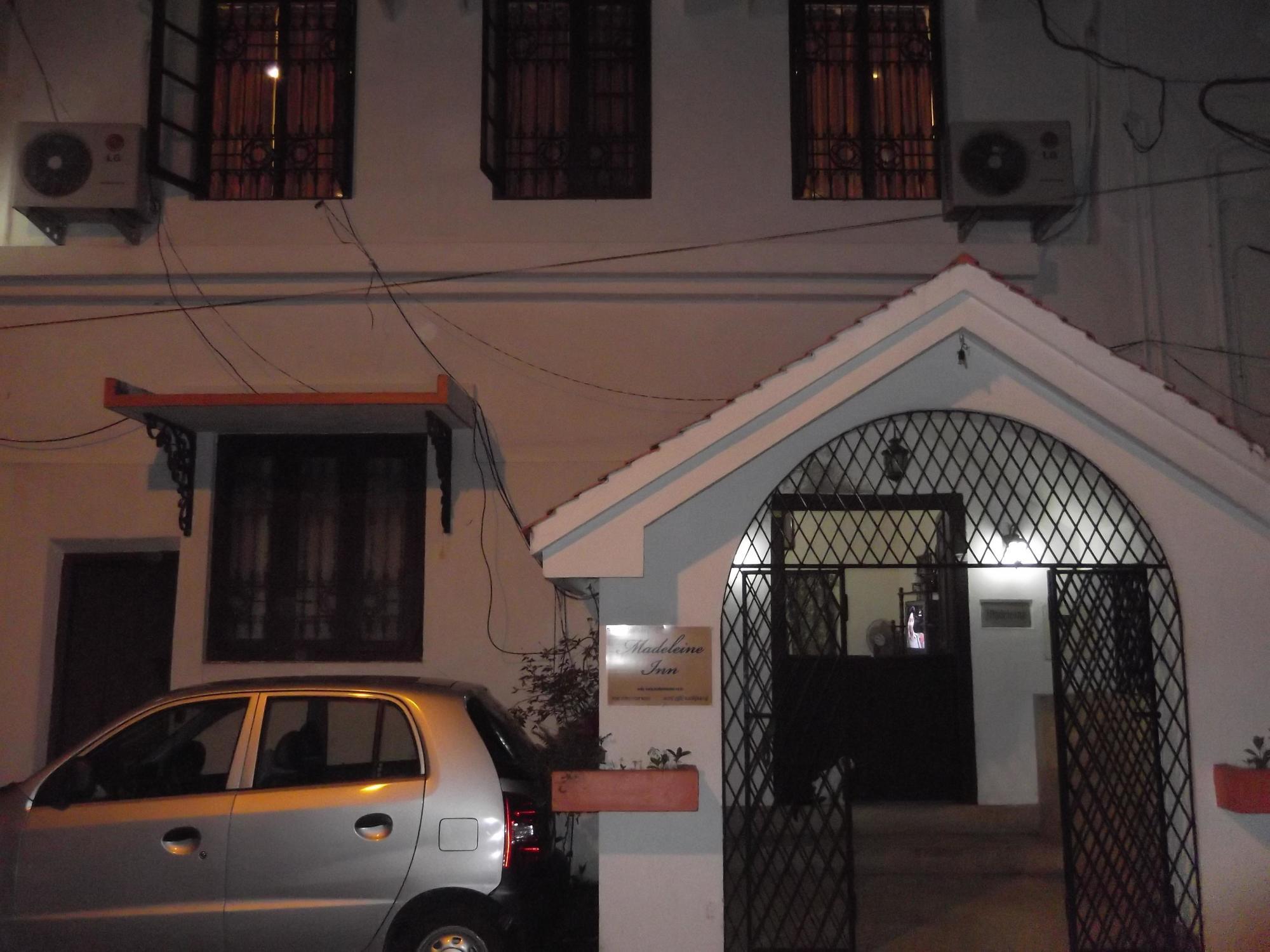Madeleine Inn Kochi Esterno foto